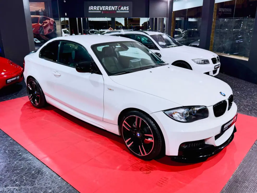 BMW 120 2011 - 16490 EUR, 229174 km - 229174km - foto 3 de 18