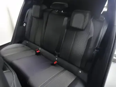 Peugeot 2008 2020 - 17500 EUR, 59000 km - AUTO.MOTO.pt - 59000km - foto 15 de 28