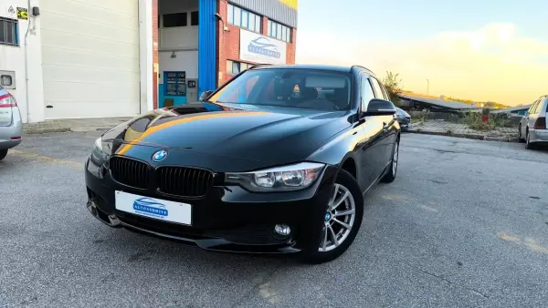 BMW 318 d Auto Line Luxury 2014 Diesel