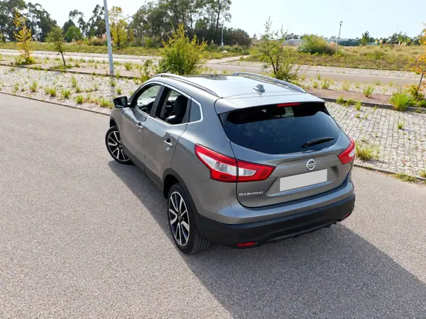 Nissan Qashqai 2015 — foto 2 de 8