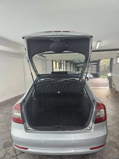 Skoda Octavia 2012 - 9350 EUR, 284108 km - AUTO.MOTO.pt - 284108km - foto 15 de 26