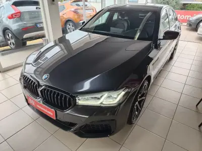 BMW 530e 2022 - 33750 EUR, 158500 km - AUTO.MOTO.pt - 158500km - foto 6 de 36