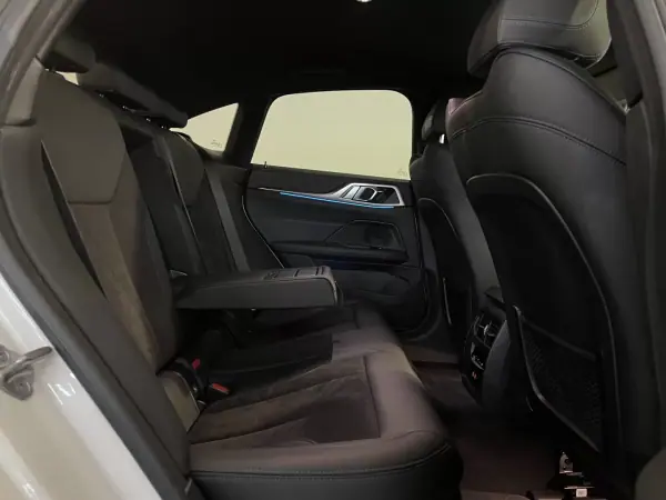 BMW i4 2022 - 39750 EUR, 97000 km - 97000km - foto 19 de 57