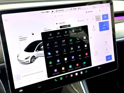 Tesla Model 3 2020 - 20900 EUR, 170759 km - AUTO.MOTO.pt - 170759km - foto 18 de 20