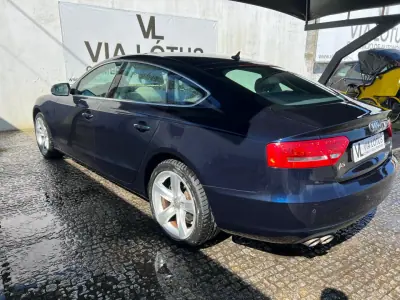 Audi A5 Sportback 2010 - 16500 EUR, 116235 km - AUTO.MOTO.pt - 116235km - foto 5 de 13