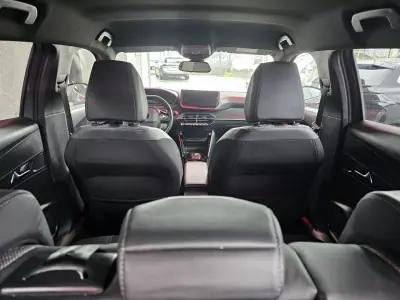 Peugeot 2008 2023 - 22999 EUR, 119000 km - AUTO.MOTO.pt - 119000km - foto 17 de 21