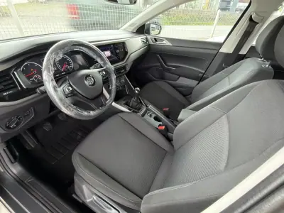 Volkswagen Polo 2020 - 14990 EUR, 168800 km - AUTO.MOTO.pt - 168800km - foto 13 de 21