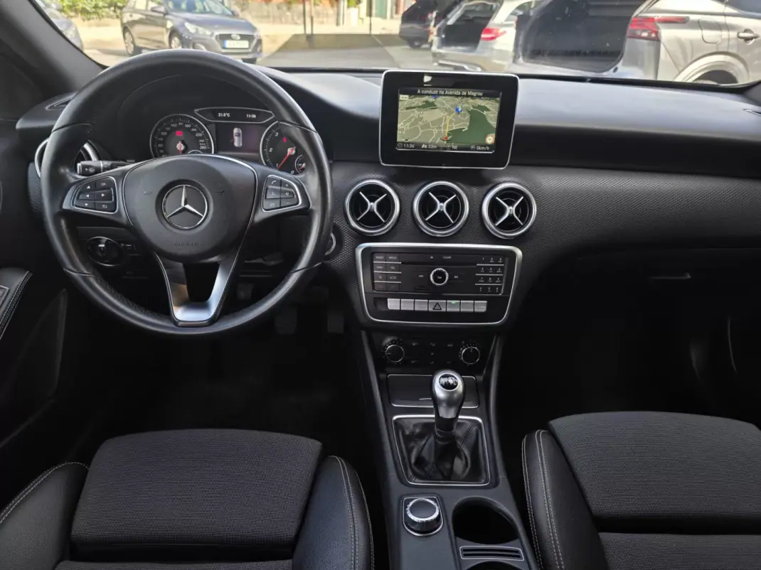 Mercedes-Benz A 180 2016 - 15990 EUR, 163000 km - AUTO.MOTO.pt - 163000km - foto 29 de 31
