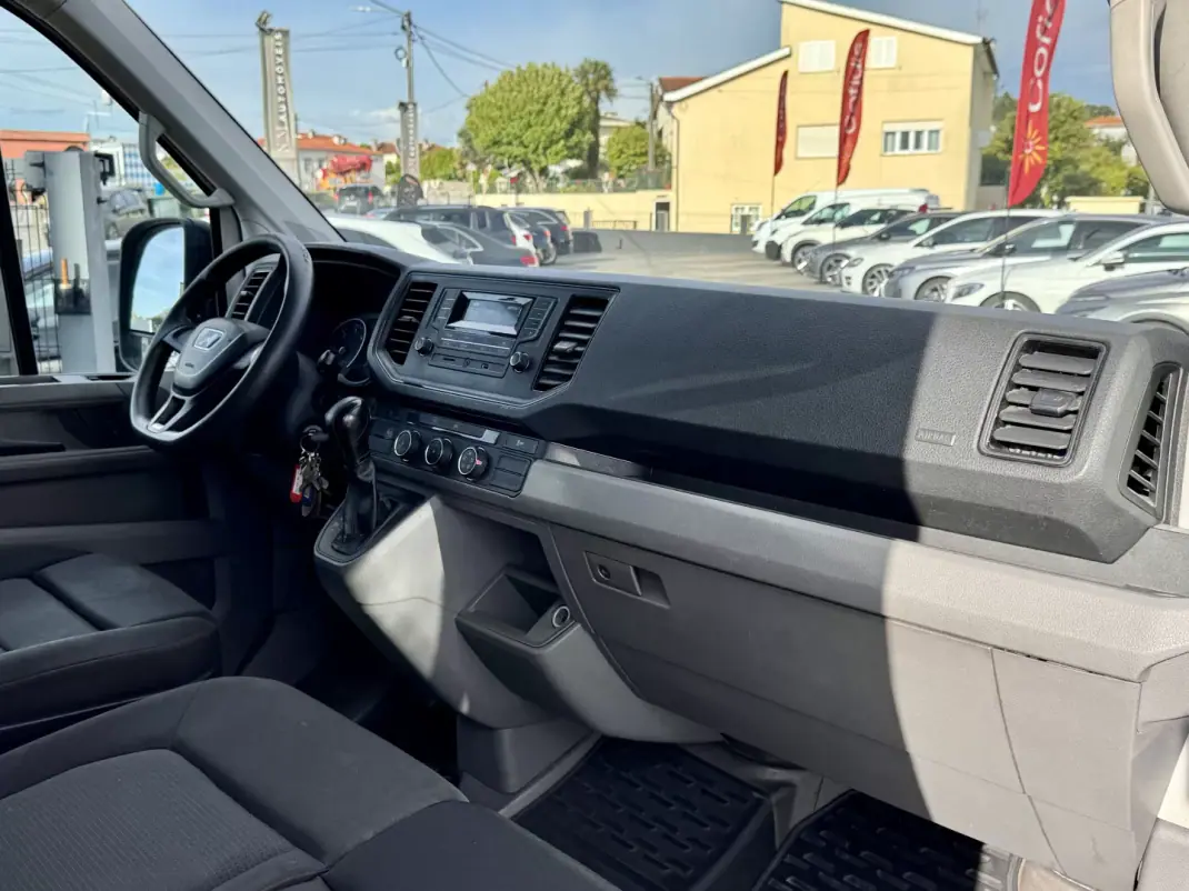 Man 2019 - 22990 EUR, 335000 km - AUTO.MOTO.pt - 335000km - foto 7 de 18