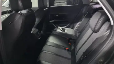 Peugeot 3008 2017 - 17990 EUR, 91000 km - AUTO.MOTO.pt - 91000km - foto 25 de 48