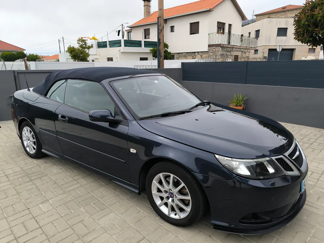 Saab 9-3 Cabriolet 2008 - 14000 EUR, 260700 km - AUTO.MOTO.pt - 260700km - foto 8 de 14