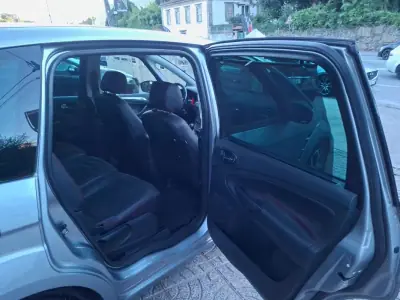 Ford S-Max 2006 - 7500 EUR, 370000 km - 370000km - foto 22 de 30