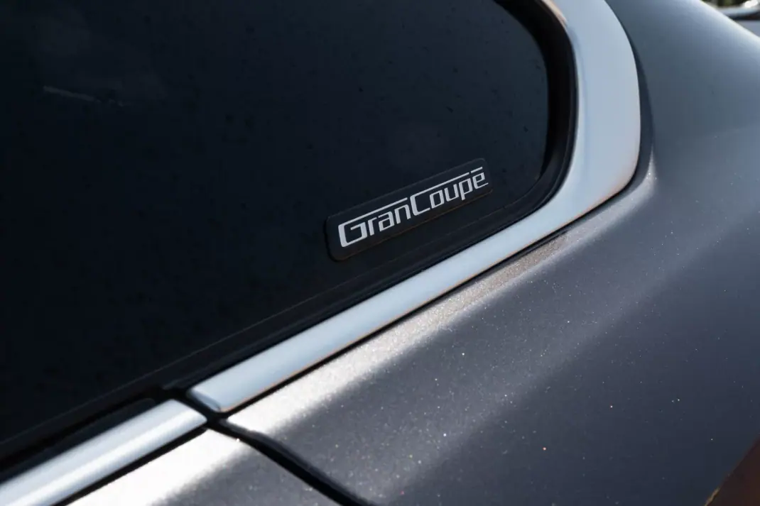 BMW 420 Gran Coupé 2018 - 26000 EUR, 190500 km - AUTO.MOTO.pt - 190500km - foto 9 de 28