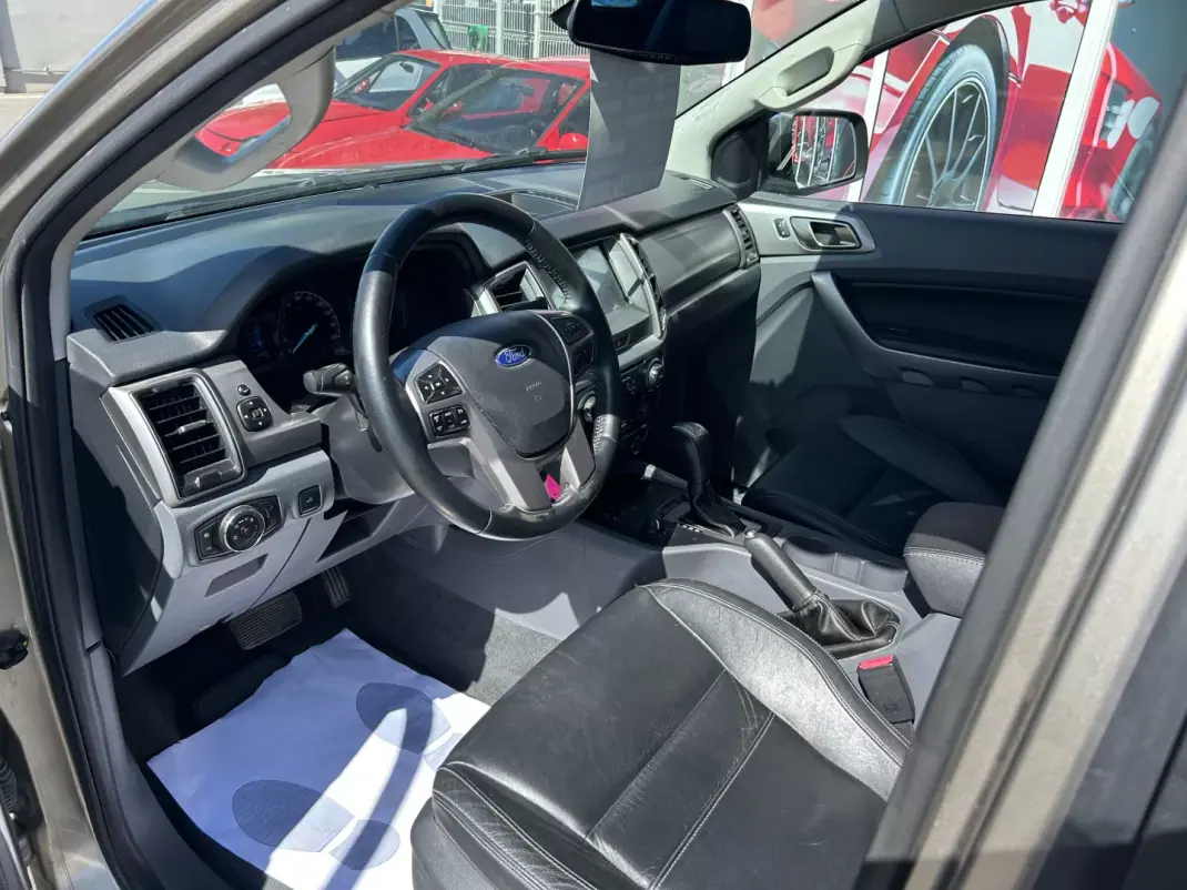 Ford Ranger 2017 - 27947 EUR, 150000 km - AUTO.MOTO.pt - 150000km - foto 12 de 22