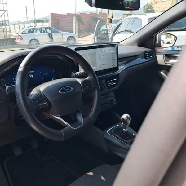 Ford Focus 2023 - 16350 EUR, 66000 km - 66000km - foto 7 de 15
