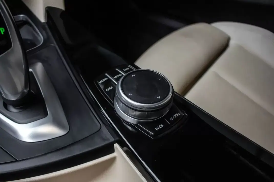 BMW 418 Gran Coupé 2018 - 23900 EUR, 137474 km - 137474km - foto 22 de 46