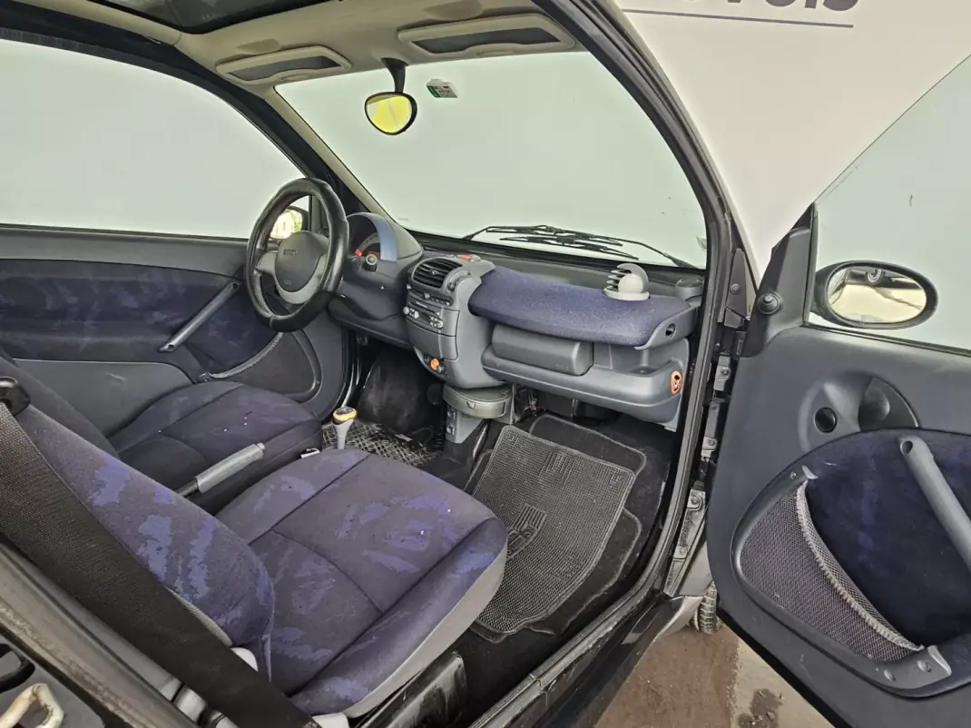 Smart ForTwo Coupé 2004 - 2980 EUR, 260000 km - 260000km - foto 6 de 7