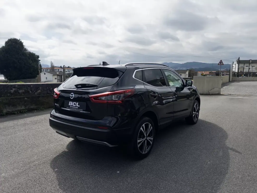 Nissan Qashqai 2018 - 17990 EUR, 156000 km - AUTO.MOTO.pt - 156000km - foto 7 de 36