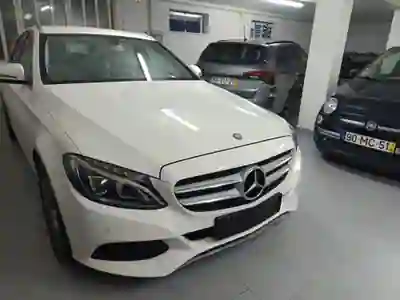 Mercedes-Benz C 180 2015 — foto 2 de 12