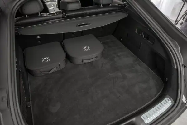 Mercedes-Benz GLC 300 2024 - 82500 EUR, 32500 km - AUTO.MOTO.pt - 32500km - foto 31 de 31