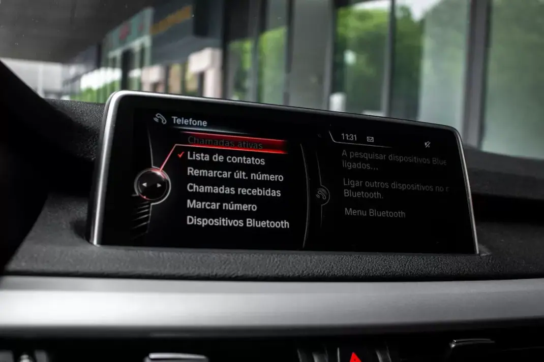 BMW X5 2015 - 27900 EUR, 170106 km - AUTO.MOTO.pt - 170106km - foto 42 de 44