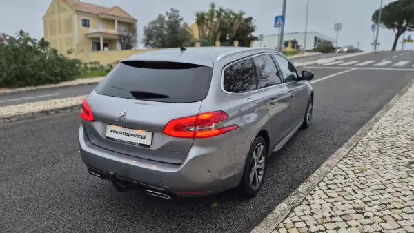 Peugeot 308 SW 2016 - 11480 EUR, 219000 km - AUTO.MOTO.pt - 219000km - foto 12 de 14