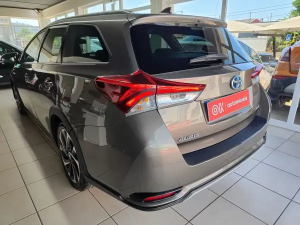 Toyota Auris Touring Sports 2018 - 16950 EUR, 109000 km - AUTO.MOTO.pt - 109000km - foto 7 de 37