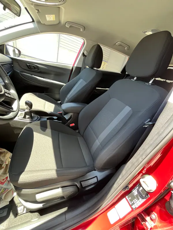 Hyundai i20 2025 - 18500 EUR, 3600 km - AUTO.MOTO.pt - 3600km - foto 7 de 12