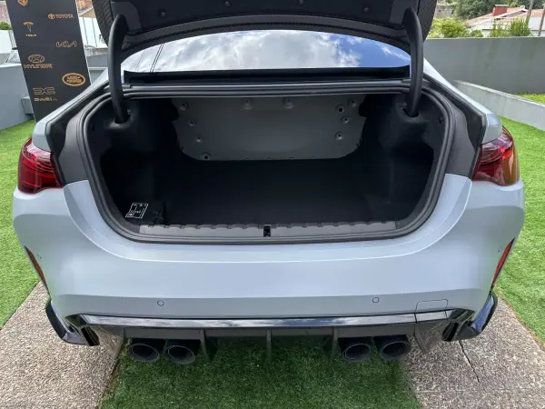 BMW M4 2022 - 190000 EUR, 6500 km - AUTO.MOTO.pt - 6500km - foto 76 de 77