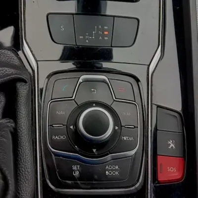 Peugeot 508 SW 2012 - 9900 EUR, 259271 km - AUTO.MOTO.pt - 259271km - foto 17 de 18