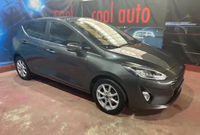Ford Fiesta 2021 - 13999 EUR, 80000 km - AUTO.MOTO.pt - 80000km - foto 8 de 46
