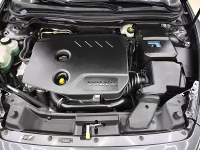 Volvo C30 2012 - 10950 EUR, 265888 km - AUTO.MOTO.pt - 265888km - foto 14 de 35