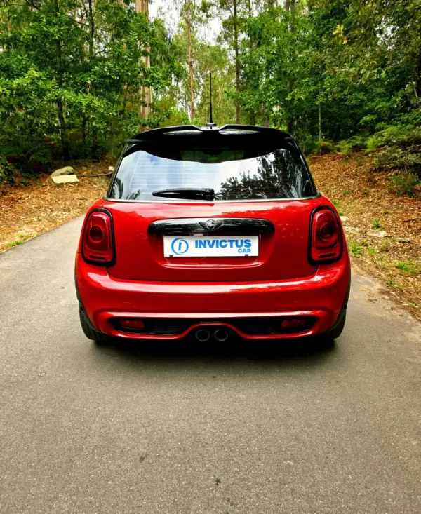 MINI 3 Portas 2015 - 15990 EUR, 138000 km - 138000km - foto 13 de 39