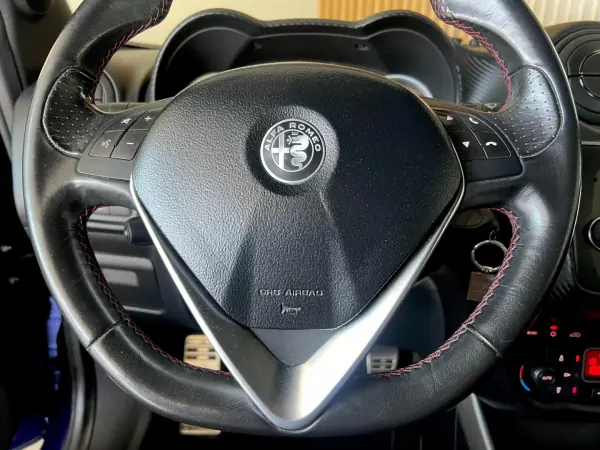 Alfa Romeo MiTo 2016 - 8900 EUR, 137500 km - AUTO.MOTO.pt - 137500km - foto 68 de 96