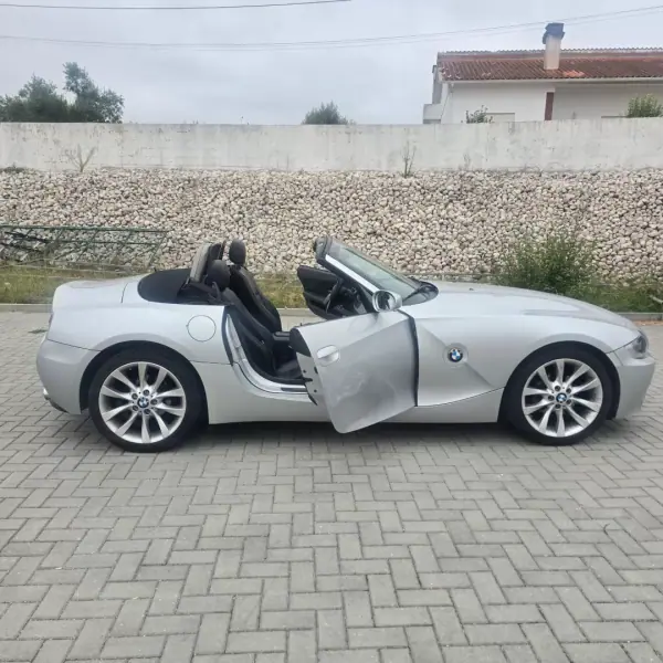 BMW Z4 2007 - 15750 EUR, 142385 km - 142385km - foto 5 de 36