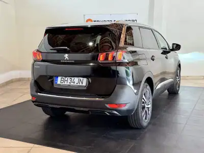 Peugeot 5008 2024 - 29750 EUR, 15993 km - AUTO.MOTO.pt - 15993km - foto 5 de 13