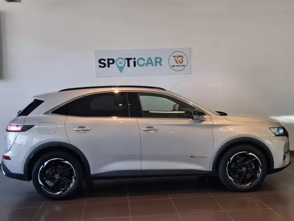 DS DS7 2022 - 27750 EUR, 56750 km - AUTO.MOTO.pt - 56750km - foto 8 de 36