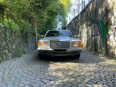 Mercedes-Benz 280 1982 - 11900 EUR, 215000 km - AUTO.MOTO.pt - 215000km - foto 19 de 23