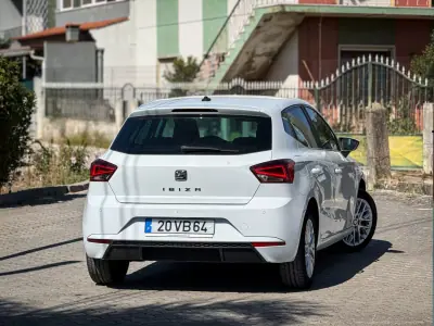 SEAT Ibiza 2018 - 11990 EUR, 150000 km - 150000km - foto 2 de 12