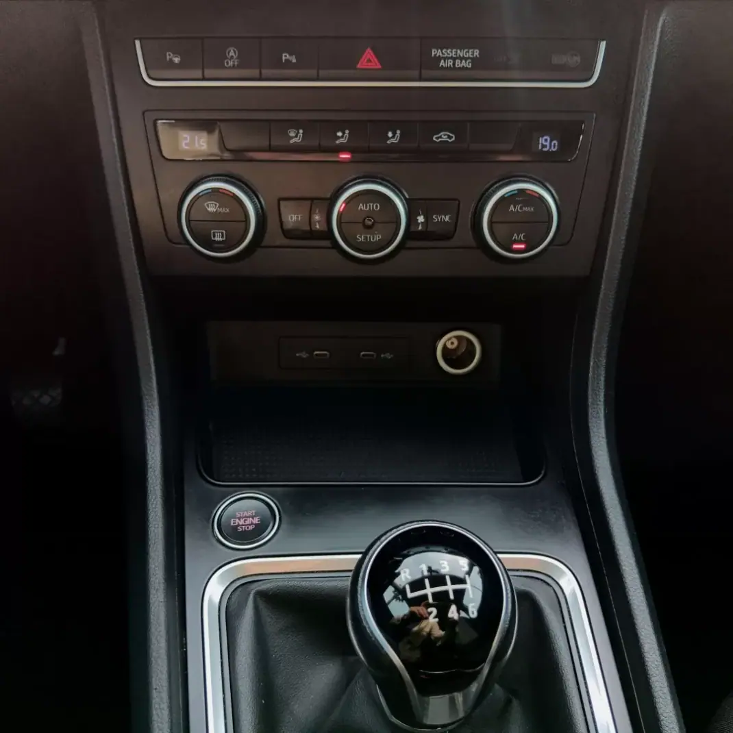 SEAT Ateca 2022 - 22500 EUR, 104680 km - AUTO.MOTO.pt - 104680km - foto 26 de 27