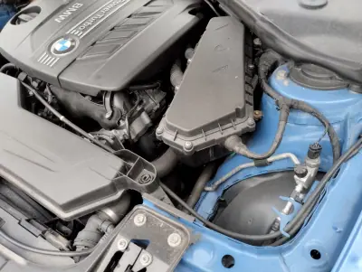 BMW 120 2013 - 13999 EUR, 270000 km - AUTO.MOTO.pt - 270000km - foto 33 de 34