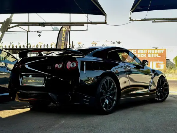 Nissan GT-R 2014 - 129900 EUR, 116000 km - AUTO.MOTO.pt - 116000km - foto 11 de 18
