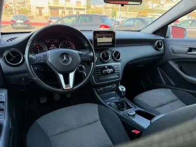 Mercedes-Benz A 160 2014 - 11900 EUR, 220000 km - AUTO.MOTO.pt - 220000km - foto 5 de 9
