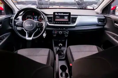 Kia Stonic 2022 - 13999 EUR, 88000 km - AUTO.MOTO.pt - 88000km - foto 16 de 23