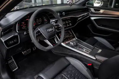 Audi RS6 Avant 2021 - 114000 EUR, 74634 km - AUTO.MOTO.pt - 74634km - foto 29 de 51