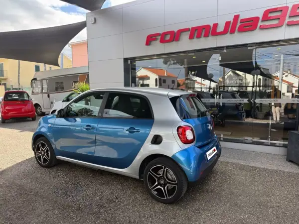 Smart ForFour 2020 - 12400 EUR, 22521 km - AUTO.MOTO.pt - 22521km - foto 8 de 20