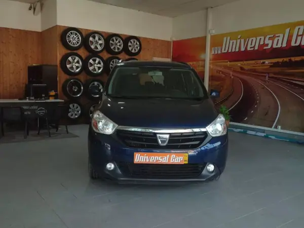 Dacia Lodgy 2016 - 12900 EUR, 161000 km - AUTO.MOTO.pt - 161000km - foto 2 de 16