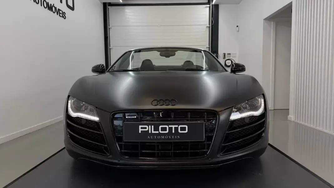 Audi R8 Spyder 2012 - 119990 EUR, 88858 km - AUTO.MOTO.pt - 88858km - foto 3 de 24