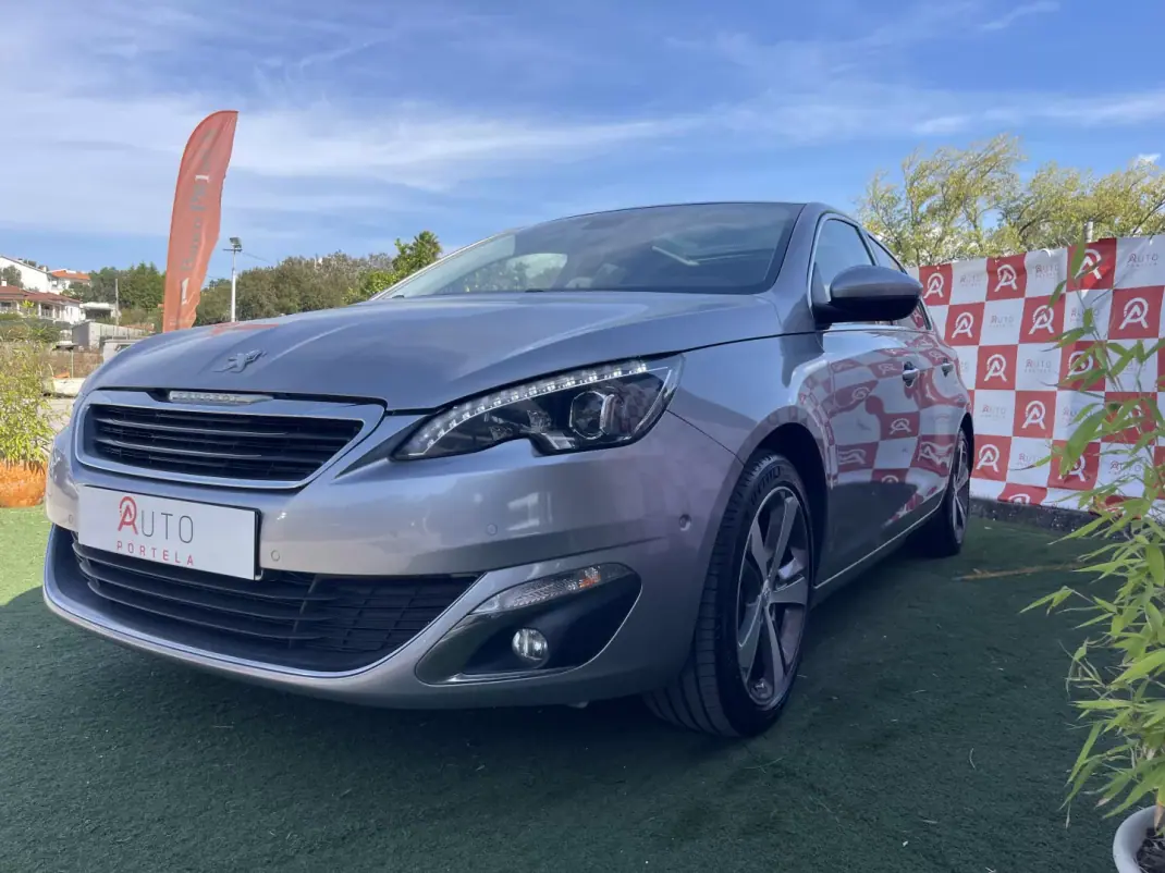 Peugeot 308 2014 - 12490 EUR, 143165 km - 143165km - foto 5 de 22