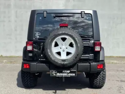 Jeep Wrangler Unlimited 2012 - 42950 EUR, 115537 km - AUTO.MOTO.pt - 115537km - foto 4 de 13